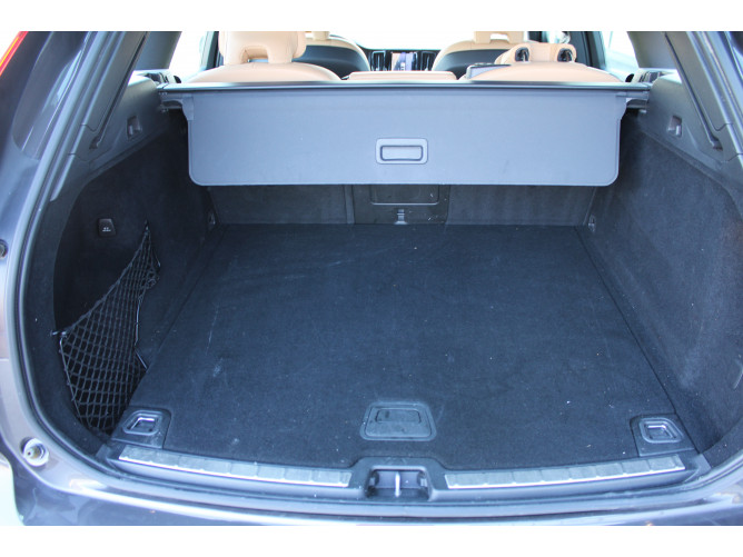 Volvo XC60 2.0 Hyb. B4 AWD 