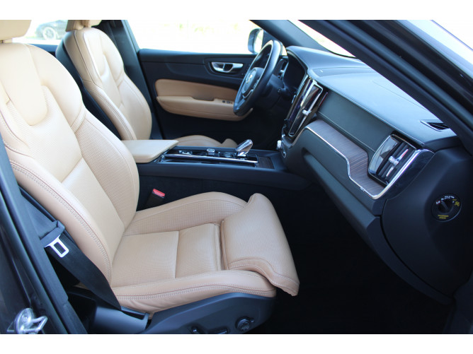 Volvo XC60 2.0 Hyb. B4 AWD 