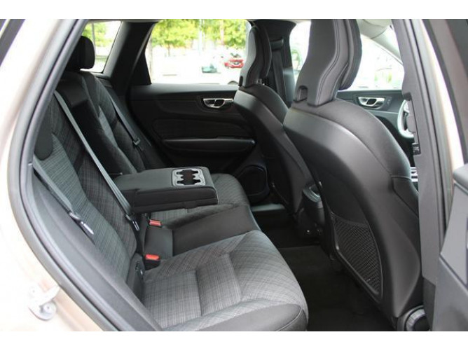 Volvo XC60 2.0 HYBRID 4X4 AUT 