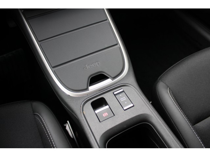 Jeep Avenger 1.2 Hybrid 