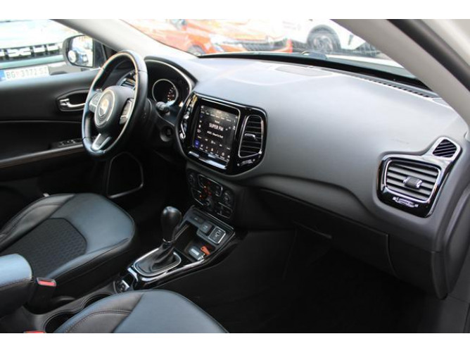 Jeep Compass 1.3 Limited AUT 
