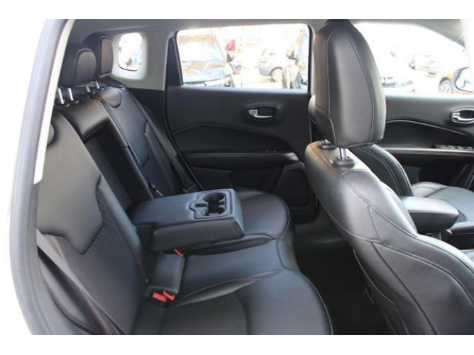 Jeep Compass 1.3 Limited AUT 