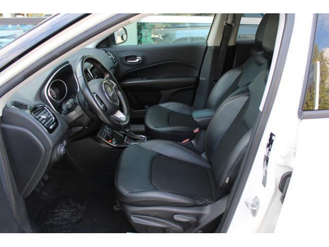 Jeep Compass 1.3 Limited AUT 