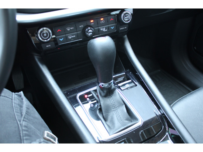 Jeep Compass 1.3 tCe Limited EDC 