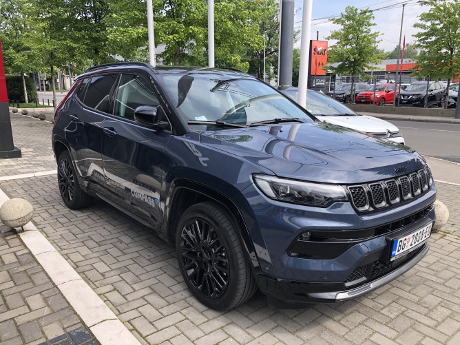 Jeep Compass e-Hybrid 1.5 MHEV 130ks+20ks DCT7 Limited S - Pack 2 DEMO 