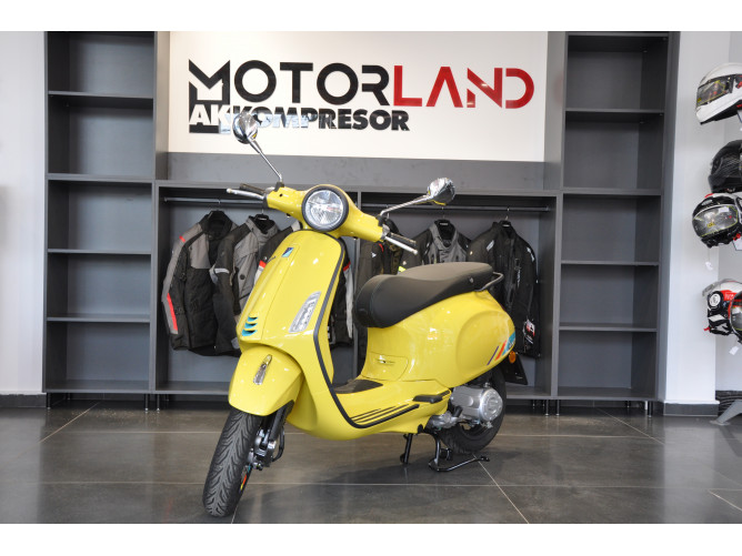 Vespa primavera 50 