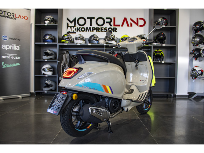 Vespa primavera 125 