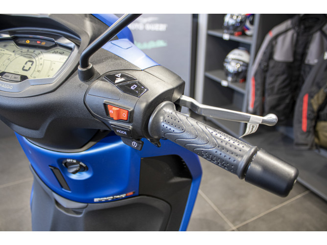 Piaggio BEVERLY 300 Sport 