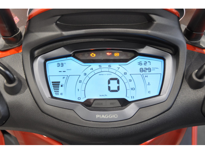 Piaggio Beverly 400 