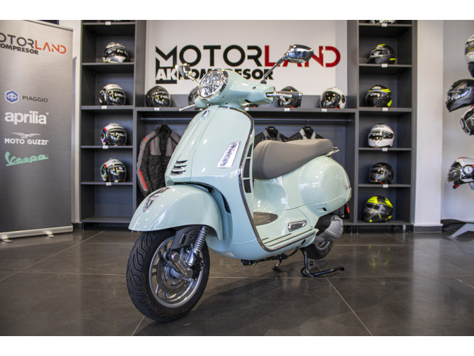 Vespa GTS 300 SUPER 