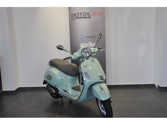 Vespa GTS 300 SUPER 
