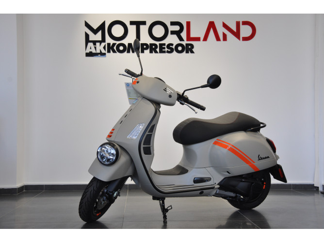 Vespa GTV 300 