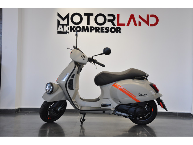 Vespa GTV 300 