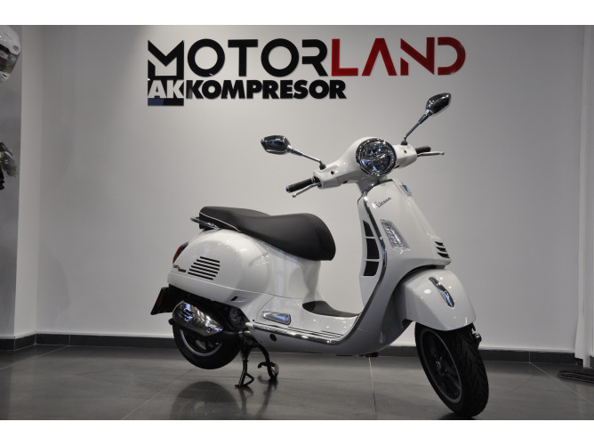 Vespa GTS SUPER 310 