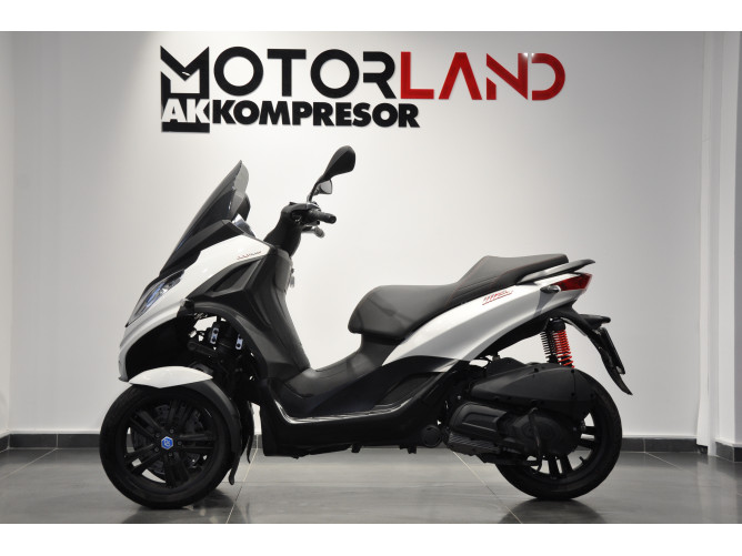 Piaggio MP3 300 