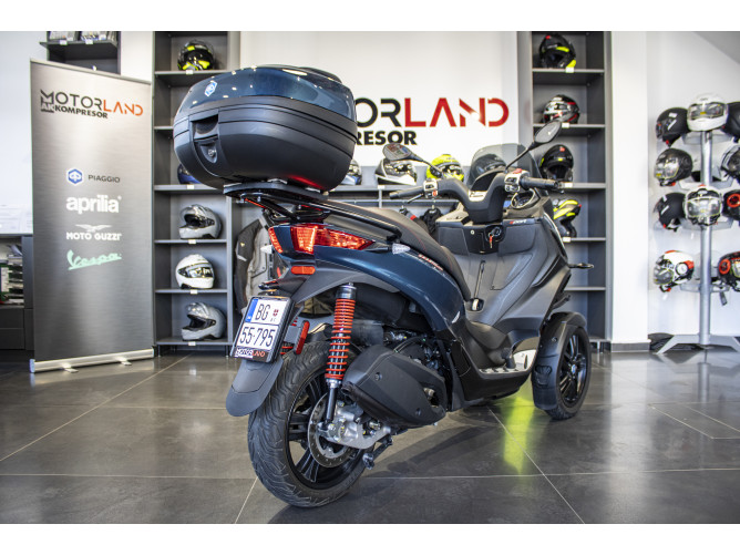 Piaggio MP3 300 Sport 