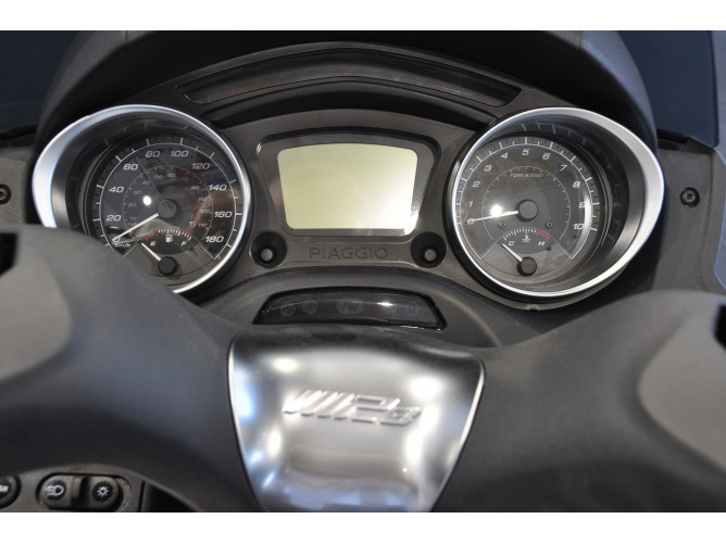 Piaggio MP3 300 