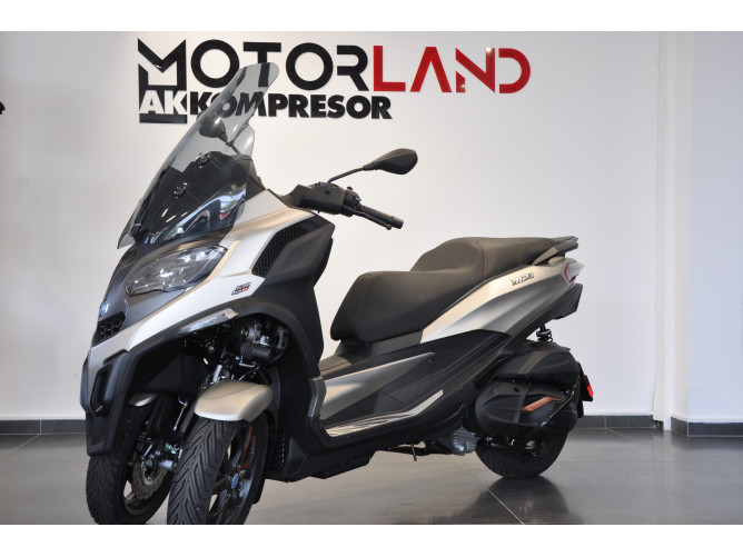 Piaggio MP3 530 Executive 