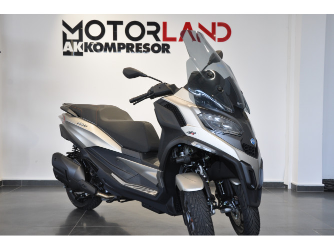 Piaggio MP3 530 Executive 
