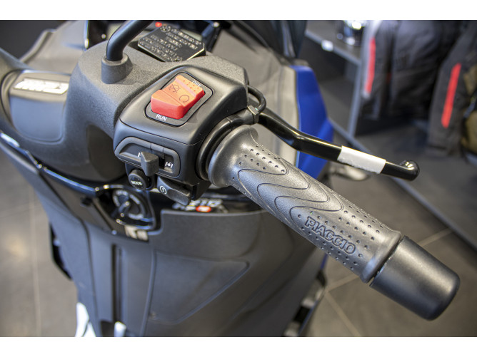 Piaggio MP3 310 Sport 