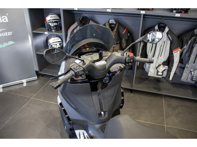 Piaggio MP3 310 Sport 