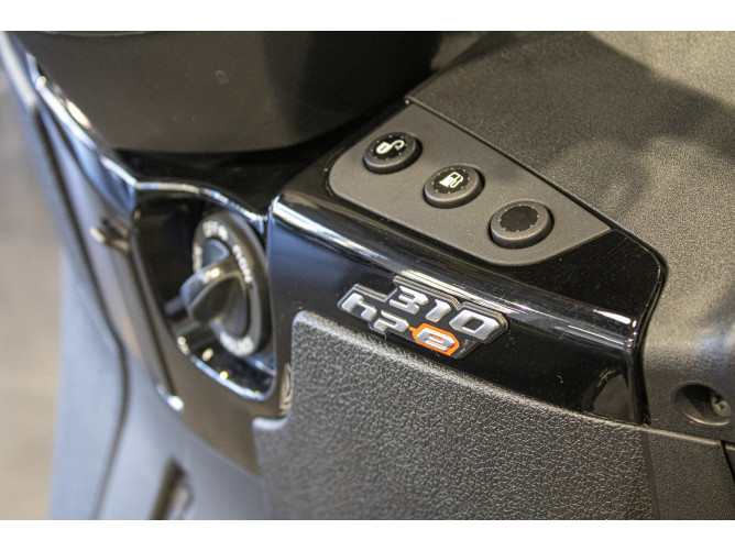 Piaggio MP3 310 Sport 