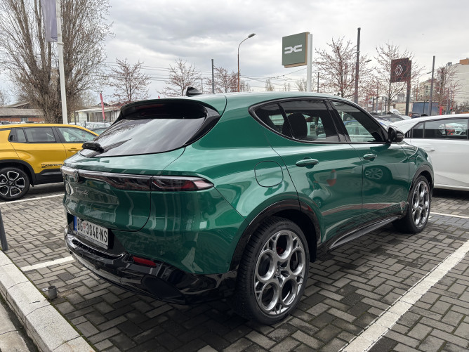 Alfa Romeo Tonale 1.5 MHEV 160ks DCT7 Veloce DEMO 