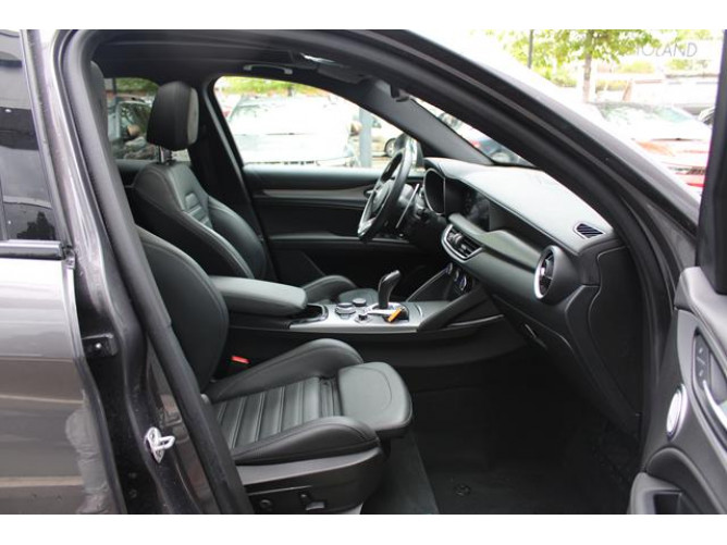 Alfa Romeo Stelvio 2.0 SPRINT Q4 AUT 