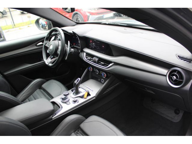 Alfa Romeo Stelvio 2.0 SPRINT Q4 AUT 