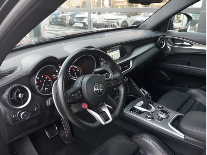 Alfa Romeo Stelvio 2.0 Veloce AUT 