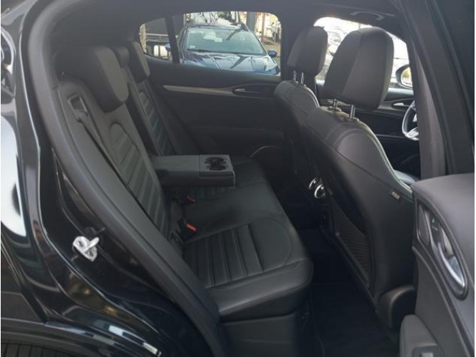 Alfa Romeo Stelvio 2.0 Veloce AUT 