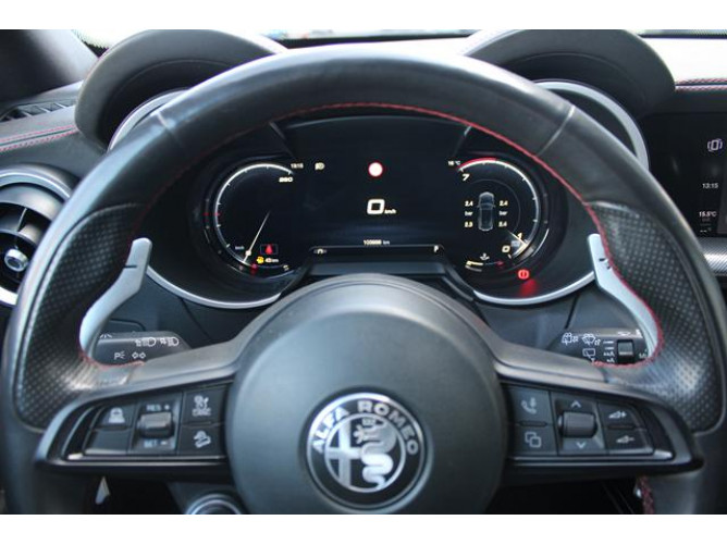 Alfa Romeo Stelvio 2.0 Competizione 