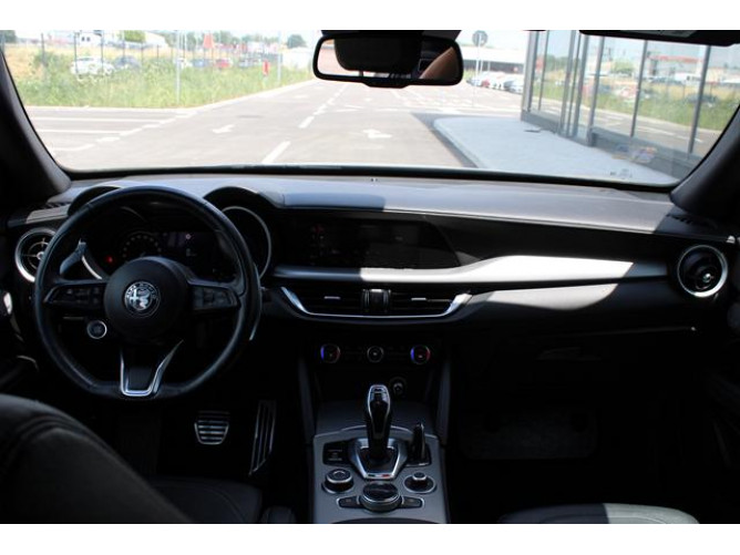 Alfa Romeo Stelvio 2.0 VELOCE Q4 AUT 
