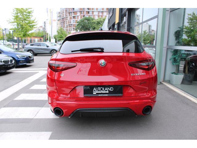 Alfa Romeo Stelvio 2.0 VELOCE AUT 