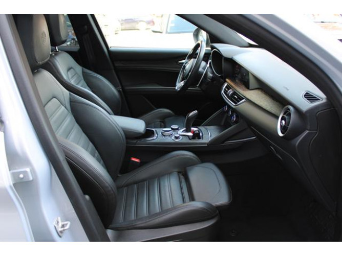 Alfa Romeo Stelvio 2.0 SPRINT Q4 AUT 