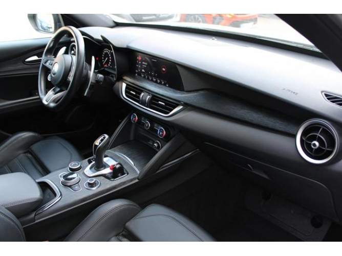 Alfa Romeo Stelvio 2.0 SPRINT Q4 AUT 
