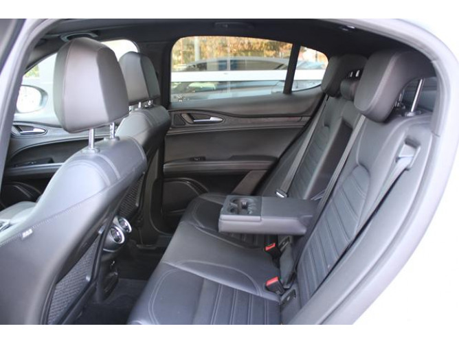 Alfa Romeo Stelvio 2.0 SPRINT Q4 AUT 