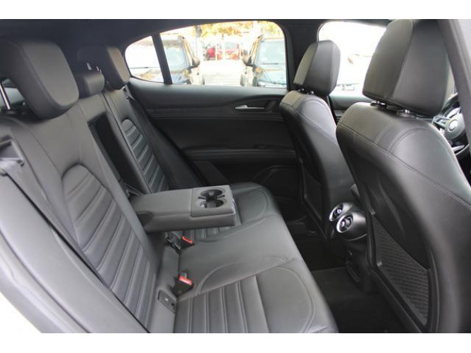 Alfa Romeo Stelvio 2.0 SPRINT Q4 AUT 
