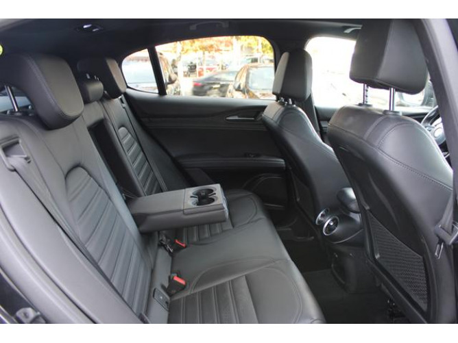 Alfa Romeo Stelvio 2.0 SPRINT Q4 AUT 