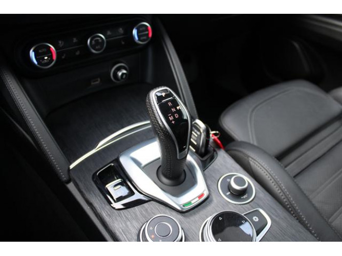 Alfa Romeo Stelvio 2.0 SPRINT Q4 AUT 