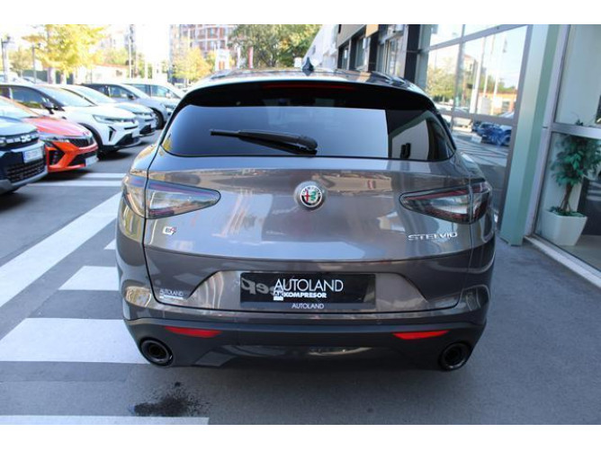 Alfa Romeo Stelvio 2.0 VELOCE Q4 AUT 