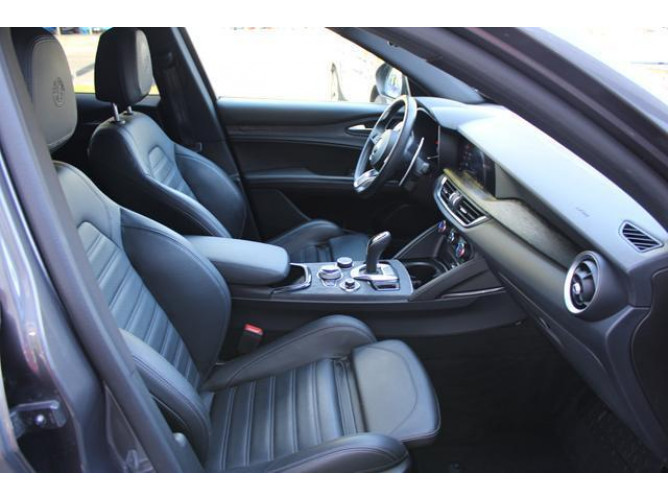 Alfa Romeo Stelvio 2.0 VELOCE Q4 AUT 