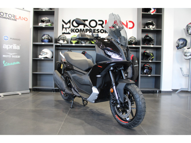 Aprilia SR GT 400 