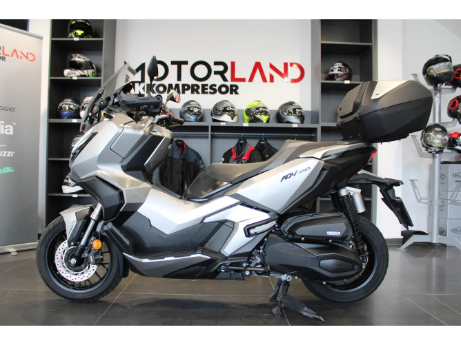 Honda ADV 350 