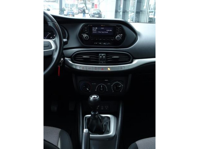 Fiat Tipo 1.4 Easy 