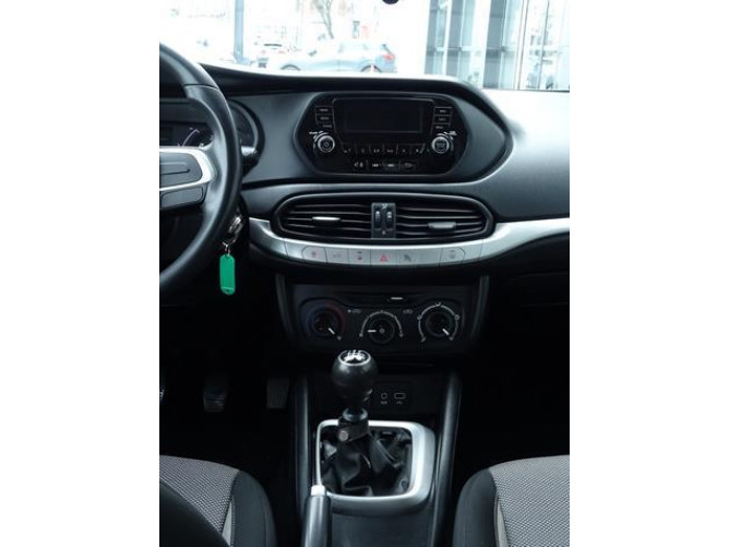 Fiat Tipo 1.4 Easy 