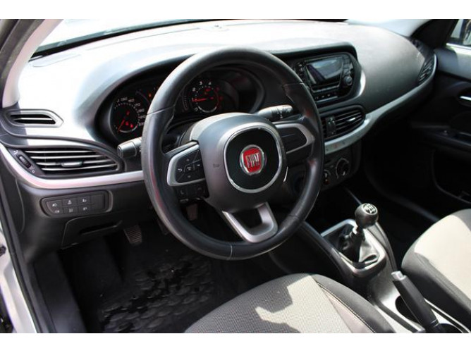 Fiat Tipo 1.6 MJTD Easy 
