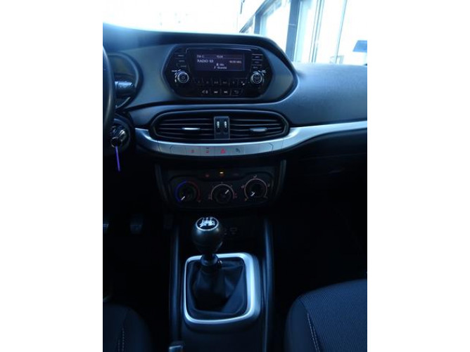 Fiat Tipo 1.4 Easy 