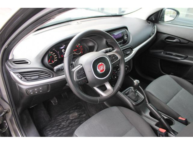 Fiat Tipo 1.4 STREET 