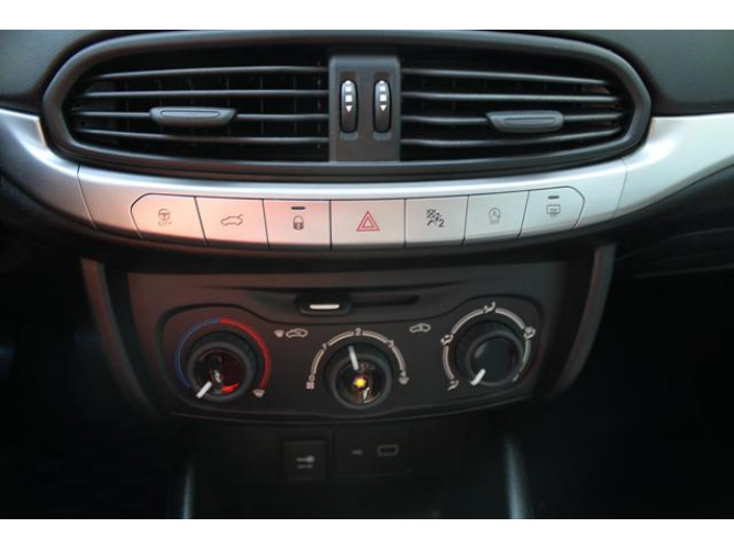 Fiat Tipo 1.4 MPI 